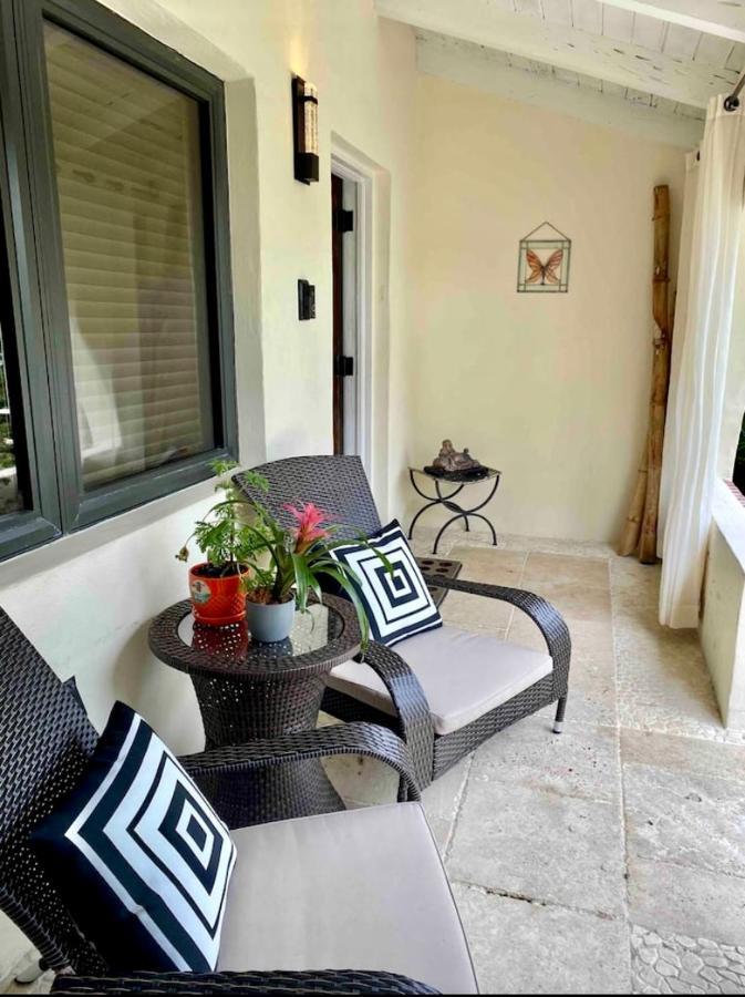 Entire Private Beautiful 2 Bedroom Plus Den House With Gated Front&Back Yard And Free Parking 10Min Drive To Miami Beach Exterior foto
